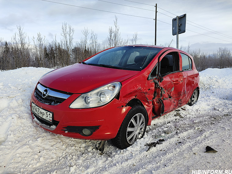 В ДТП на дороге Апатиты — Кировск пострадала женщина