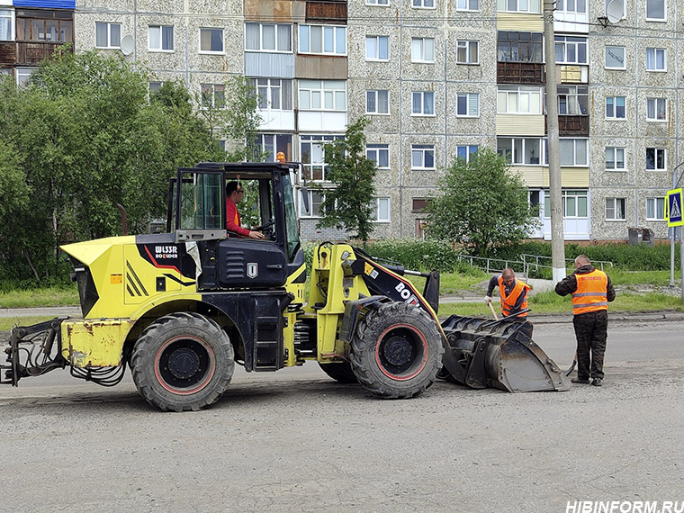 Укладку асфальта в Апатитах перенесли из-за непогоды