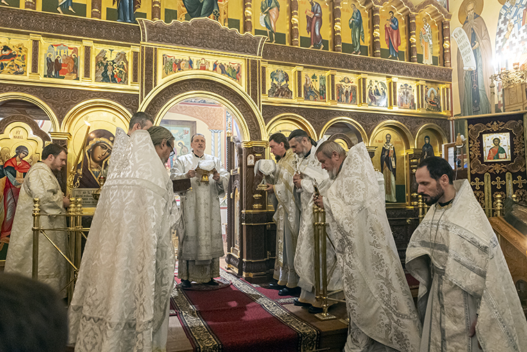 Храм Кировска преобразился и вновь действует