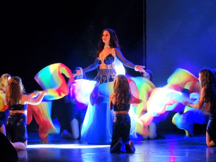 В Апатитах в шестой раз прошёл танцевальный фестиваль «Зимняя жара»