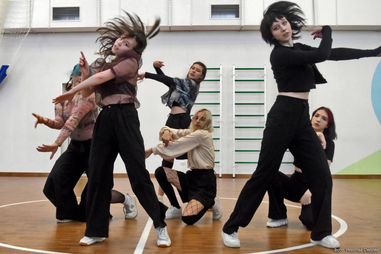 В Кировске прошёл К-pop фестиваль танцующей молодёжи