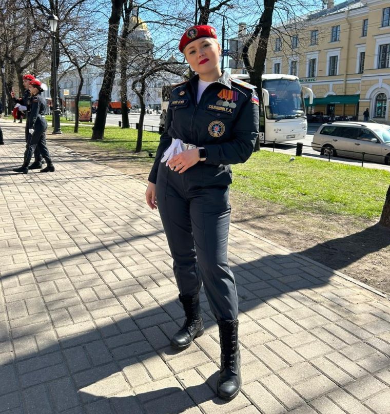 Выпускница апатитской школы приняла участие в параде на Дворцовой площади (+ВИДЕО)