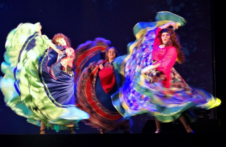 В Апатитах в шестой раз прошёл танцевальный фестиваль «Зимняя жара»