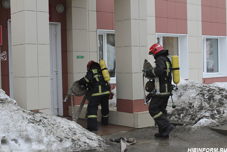 В детской поликлинике Кировска ликвидирован пожар. Учебный