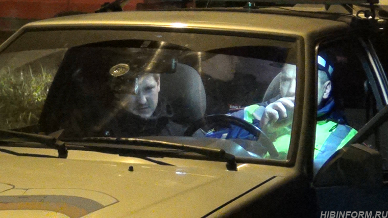 В Апатитах пьяный студент попытался уехать от полиции, получив предупреждение о недопустимости пьяной езды